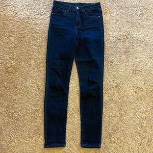 Buckle Black Sculpted High Rise Skinny Jeans